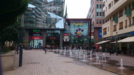 Centro comercial Corvin Plaza